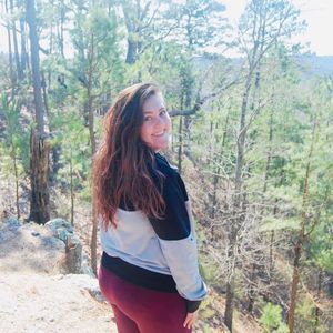 Meet your Posher, Leslie